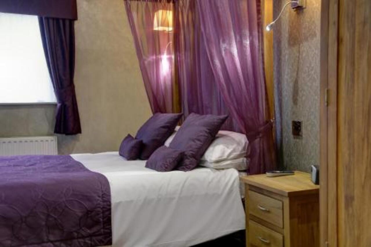 Bury Ramsbottom Old Mill Hotel And Leisure Club Eksteriør billede