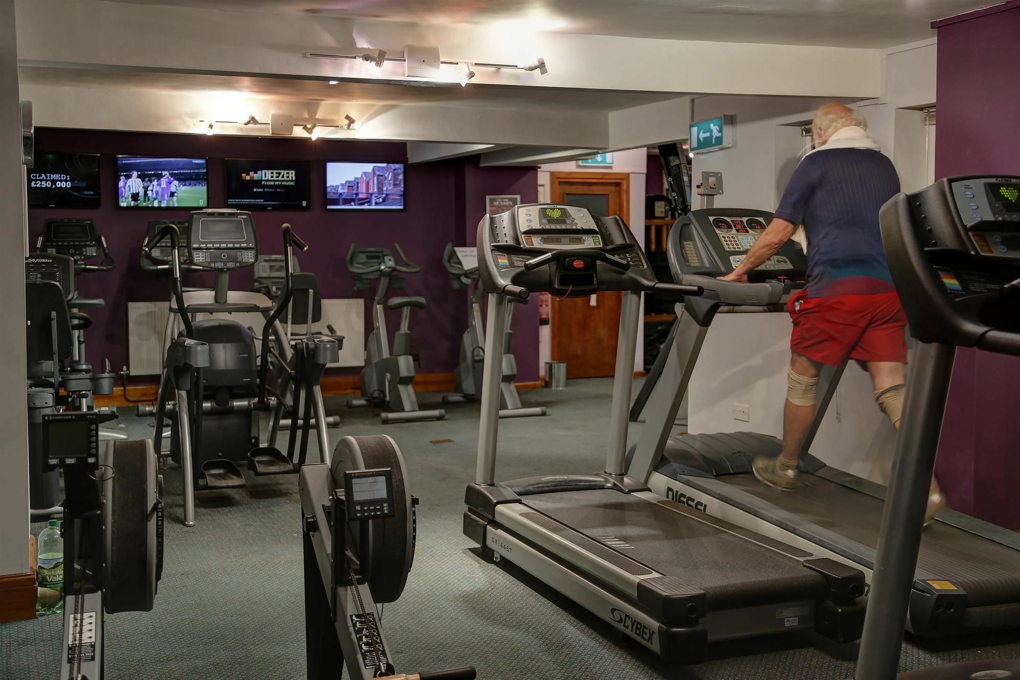 Bury Ramsbottom Old Mill Hotel And Leisure Club Eksteriør billede